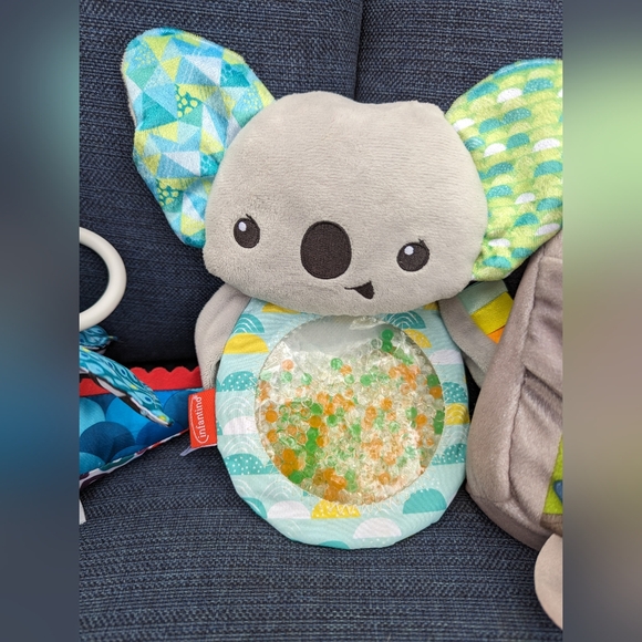 A Lot of 3 Baby Toys. La Maze dragon, Infantino koloa and F.P. book. - Picture 7 of 11